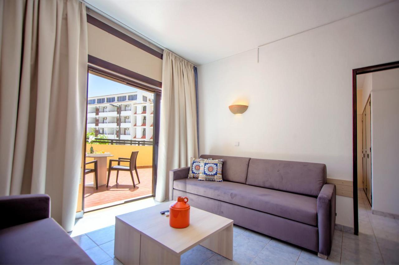 Turial Old Town Ocean View Aparthotel Albufeira Luaran gambar