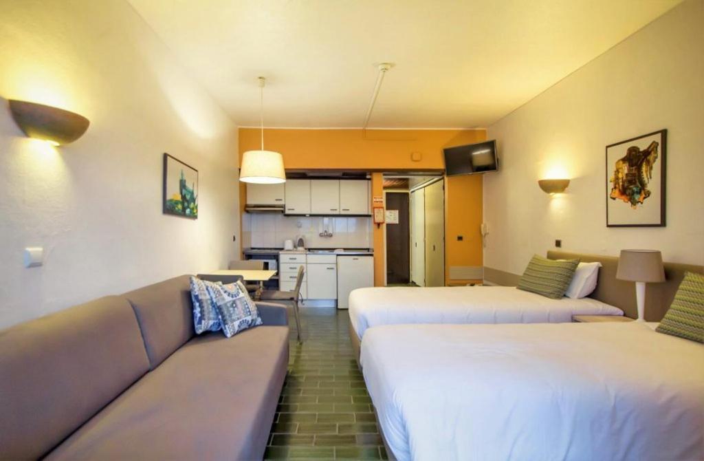 Turial Old Town Ocean View Aparthotel Albufeira Luaran gambar