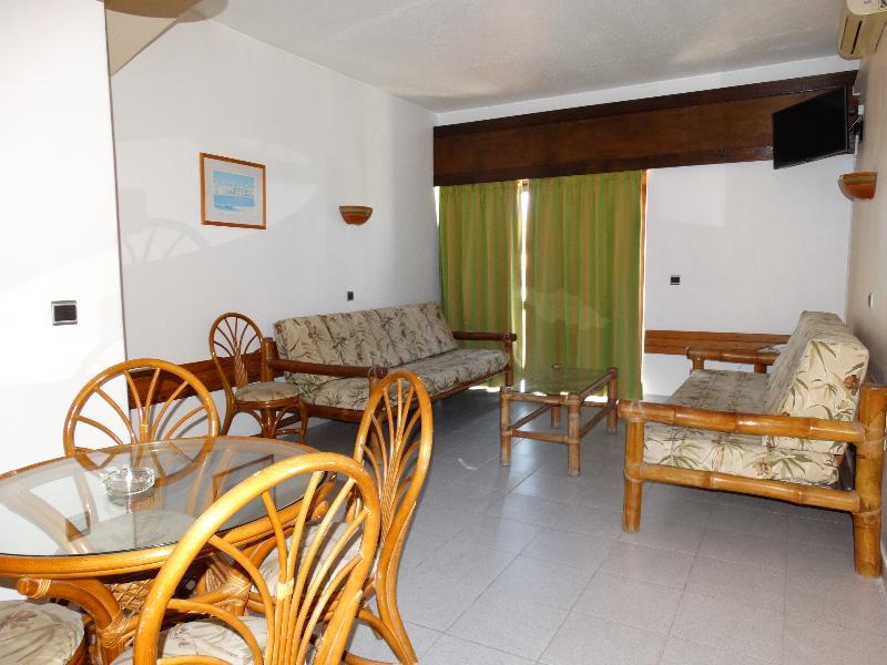 Turial Old Town Ocean View Aparthotel Albufeira Luaran gambar